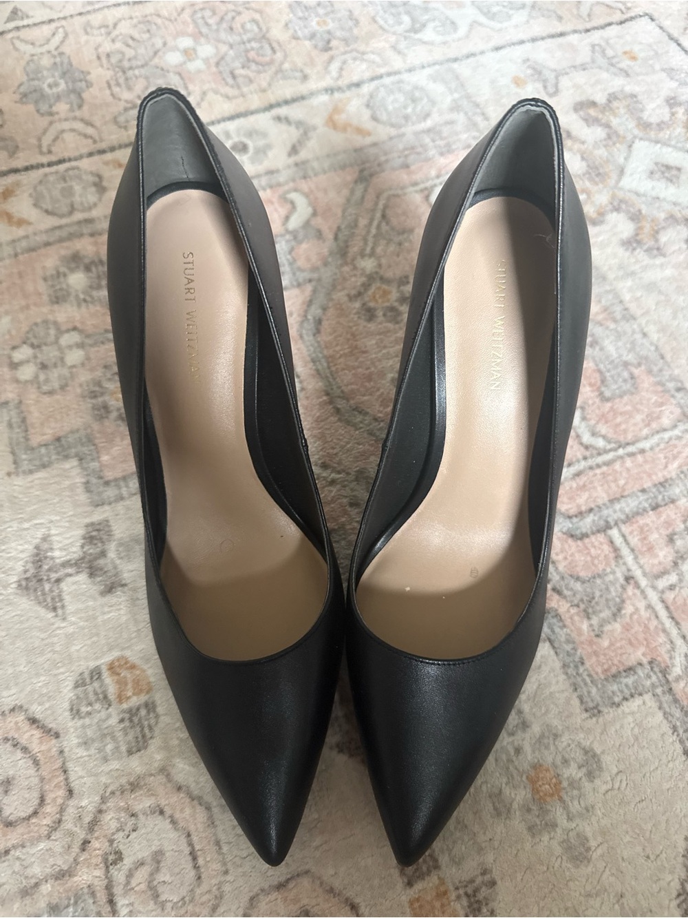 Stuart Weitzman Leigh 95 Black Pointed-Toe Stiletto Pump NWOT 8.5 - Picture 3 of 5